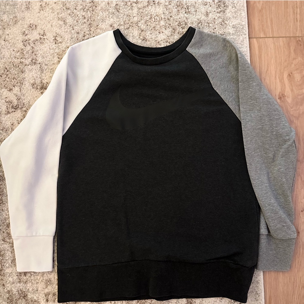 Nike Black and Gray Crew Neck Sweater
